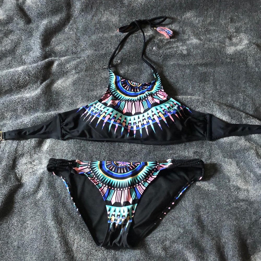 Bathing suit